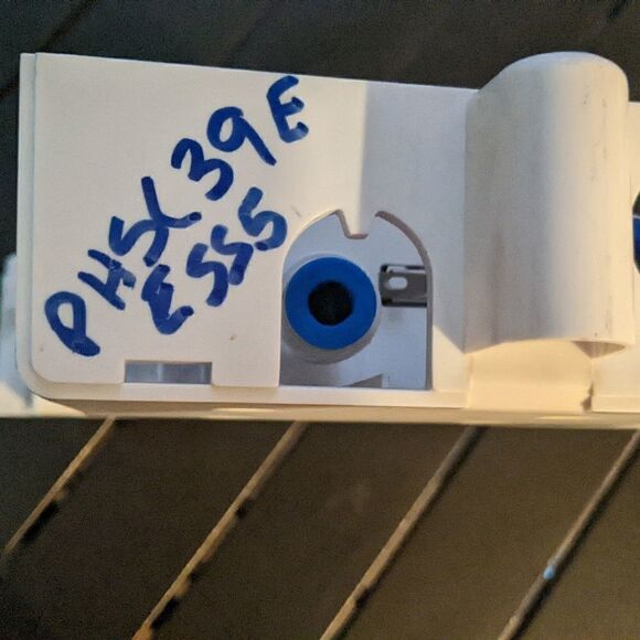 Refrigerator Parts , Control Box Front, Refrigerator Control, Control Membrane - Picture 7 of 7